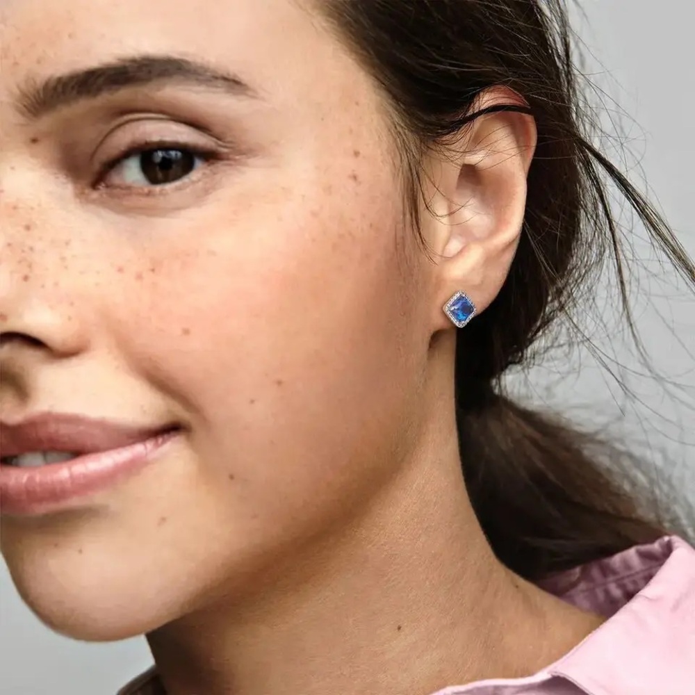 1pcs Pandora Stud Earrings or Square Ring
